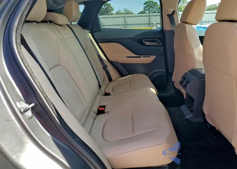 2017 Jaguar F-Pace из США, поврежденный, VIN SADCS2BN7HA892639